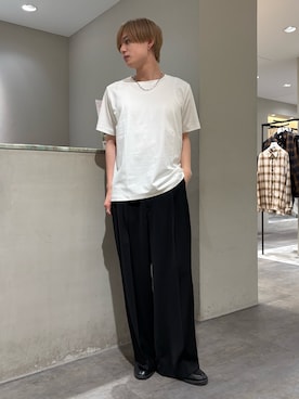 「Lui's（ルイス）のアイテム（スラックス）」を使った、樋渡樹季さん（メンズ・172cm）の春コーディネート