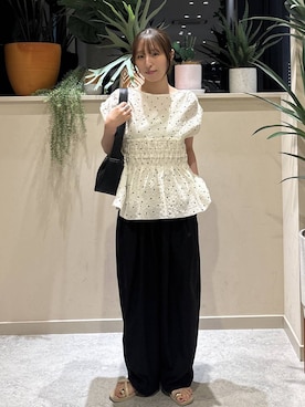 「LOWRYS FARM（ローリーズファーム）のイージーワイドコクーンパンツ 327286（Pants、ブラック系）」を使った、　友合亜さん（レディース・156cm）の夏コーディネート