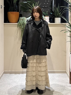 「アイテム（ムートンコート）」を使った、　友合亜さん（レディース・156cm）の秋コーディネート