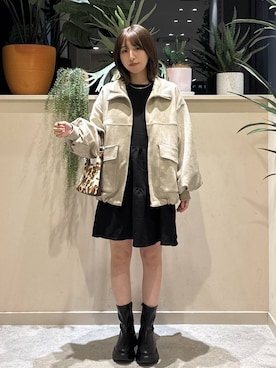 「LOWRYS FARM（ローリーズファーム）のアイテム（ワンピース）」を使った、　友合亜さん（レディース・156cm）の秋コーディネート
