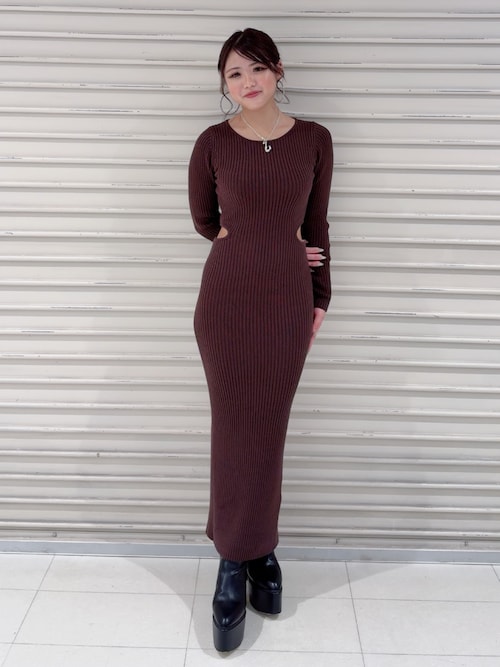 LONG SLEEVE SIDE OPEN ニットワンピース（ワンピース）｜GYDA