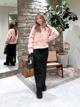 「HEREIAM（ヘレイアム）のアイテム」を使った、ゆりさん（レディース・159cm）の冬コーディネート