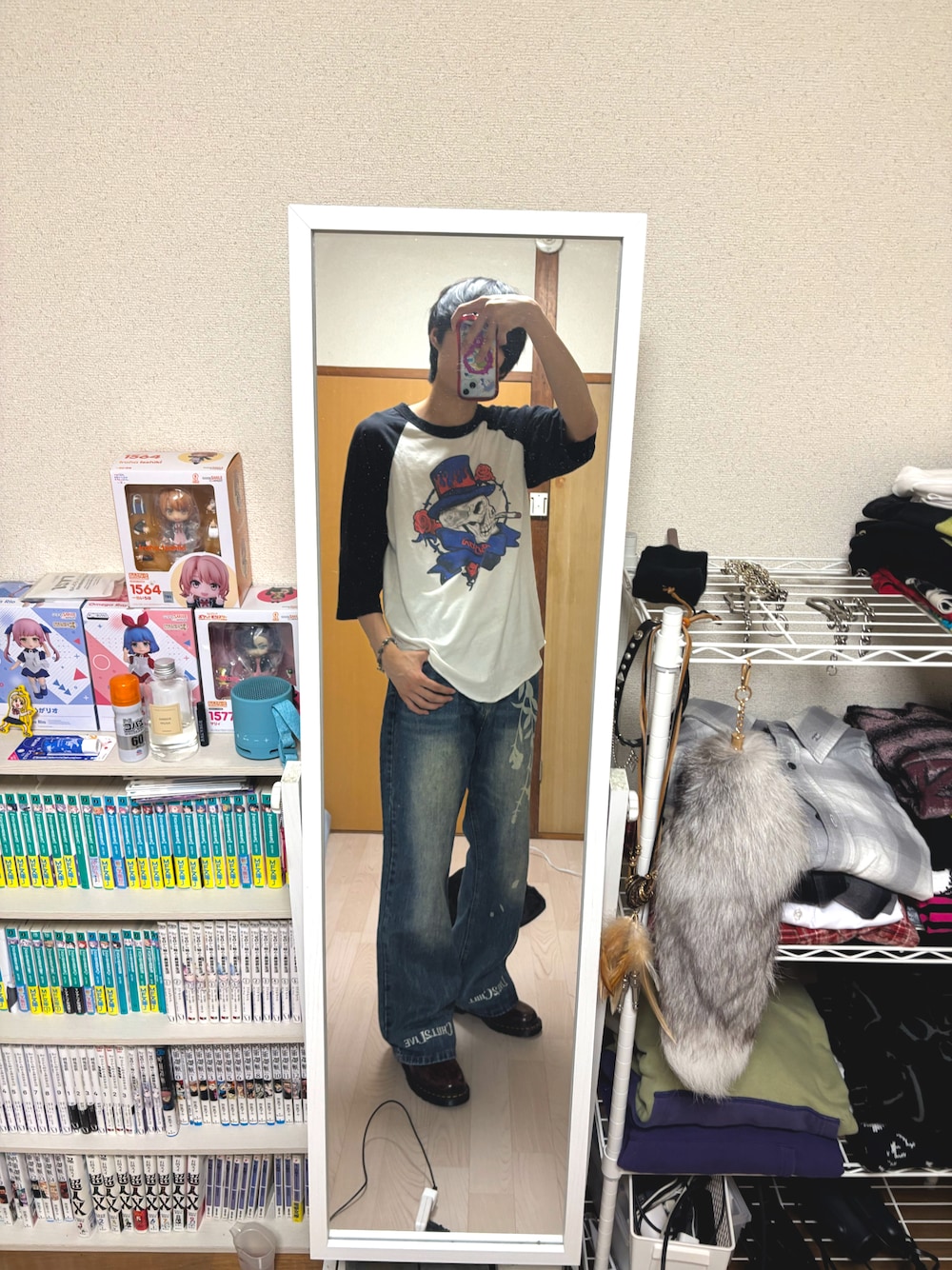 「メンズコーデ、おしゃれさんと繋がりたい、古着」｜「Chillin’のアイテム（デニムパンツ、ブルー系）」を使った、ゆずれもんサイダー☆さん（メンズ・175cm）の夏コーディネートの1枚目の写真