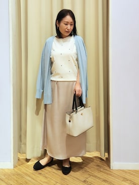 「SHOO・LA・RUE（シューラルー）の【セレモニー】フロント金具トートバッグ（トートバッグ、グレー系）」を使った、world.kumaさん（レディース・154cm）の春コーディネート