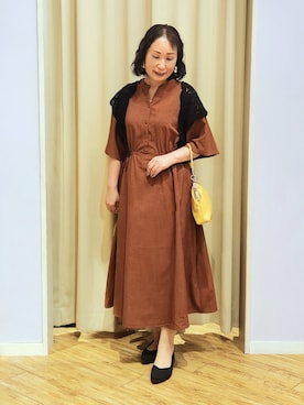 「SHOO・LA・RUE（シューラルー）の【2WAY】がま口ミニショルダーバッグ（ショルダーバッグ、イエロー系）」を使った、world.kumaさん（レディース・154cm）の夏コーディネート