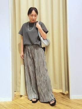 「SHOO・LA・RUE（シューラルー）のベルトデザインショルダーバッグ（ショルダーバッグ、シルバー系）」を使った、world.kumaさん（レディース・154cm）の春コーディネート