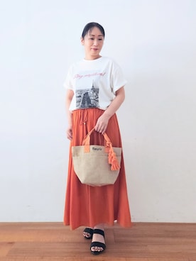 「アイテム（トートバッグ、オレンジ系）」を使った、word.kumaさん（レディース・154cm）の夏コーディネート