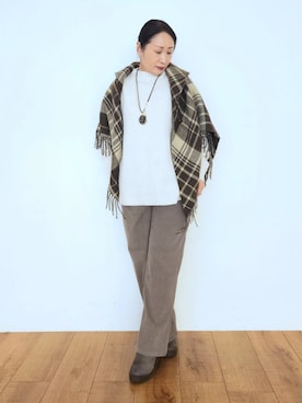 「アイテム（ポンチョ）」を使った、word.kumaさん（レディース・154cm）の秋コーディネート