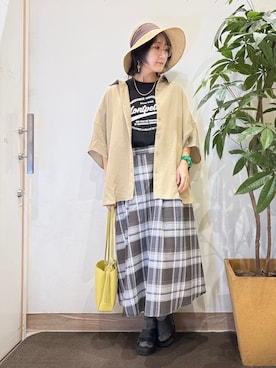 「SHOO・LA・RUE（シューラルー）の【洗濯後しわになりにくい/体型カバー】大人の抜け感 ポンチョ風ゆったりカラーシャツ（シャツ/ブラウス、ベージュ系）」を使った、misakiさん（レディース・157cm）の春コーディネート