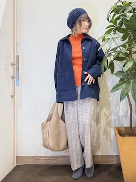 「アイテム（ハンチング/ベレー帽、ブルー系）」を使った、misakiさん（レディース・157cm）の秋コーディネート