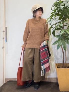 「アイテム（キャスケット、ブラウン系）」を使った、misakiさん（レディース・157cm）の秋コーディネート
