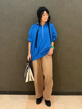 「SHOO・LA・RUE（シューラルー）のアイテム（ニットキャップ/ビーニー）」を使った、misakiさん（レディース・157cm）の秋コーディネート