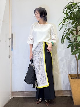 「SHOO・LA・RUE（シューラルー）の【洗濯機可/S-LL/洗濯後しわになりにくい】インせず決まる お袖レースデザインブラウス（シャツ/ブラウス、ホワイト系）」を使った、misakiさん（レディース・157cm）の夏コーディネート