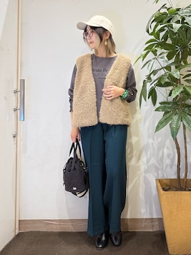 「アイテム（ベスト）」を使った、misakiさん（レディース・157cm）の秋コーディネート