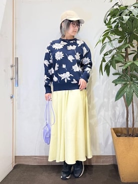 「アイテム（ショルダーバッグ、パープル系）」を使った、misakiさん（レディース・157cm）の春コーディネート
