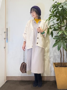 「アイテム（カーディガン/ボレロ）」を使った、misakiさん（レディース・157cm・40代）の秋コーディネート