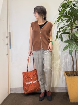 「アイテム（バッグ、オレンジ系）」を使った、misakiさん（レディース・157cm）の秋コーディネート