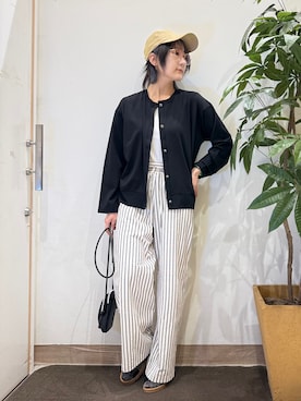 「SHOO・LA・RUE（シューラルー）のシャイニー素材キャップ（キャップ、ベージュ系）」を使った、misakiさん（レディース・157cm）の春コーディネート