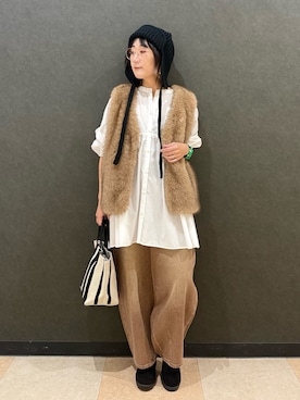 「SHOO・LA・RUE（シューラルー）のアイテム（ニットキャップ/ビーニー）」を使った、misakiさん（レディース・157cm）の秋コーディネート