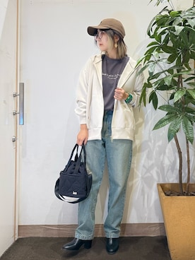 「アイテム（帽子）」を使った、misakiさん（レディース・157cm）の秋コーディネート