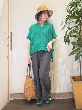 「アイテム（ハット、イエロー系）」を使った、misakiさん（レディース・157cm）の夏コーディネート