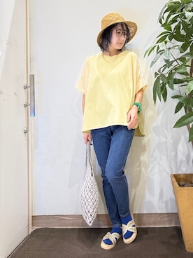 「アイテム（ハット、イエロー系）」を使った、misakiさん（レディース・157cm）の春コーディネート