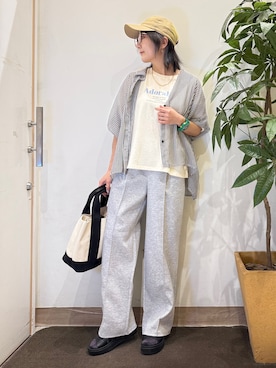 「SHOO・LA・RUE（シューラルー）の配色キャンバストートバッグ（トートバッグ、ブラック系）」を使った、misakiさん（レディース・157cm）の春コーディネート