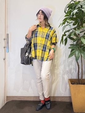 「アイテム（ニットキャップ/ビーニー、パープル系）」を使った、misakiさん（レディース・157cm）の秋コーディネート