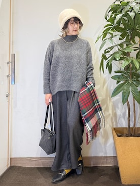 「アイテム（ニットキャップ/ビーニー、ホワイト系）」を使った、misakiさん（レディース・157cm）の冬コーディネート