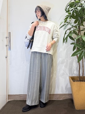 「SHOO・LA・RUE（シューラルー）の【S-LL/洗濯機可】ゆるっと着られる 裏毛プリントアソートスウェット（スウェット、グレー系）」を使った、misakiさん（レディース・157cm）の秋コーディネート