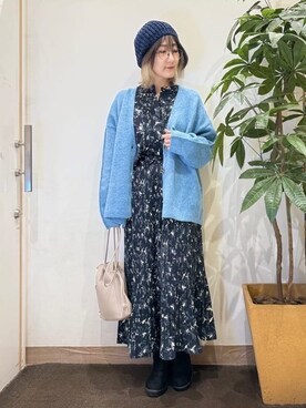 「アイテム（ハンチング/ベレー帽、ブルー系）」を使った、misakiさん（レディース・157cm）の秋コーディネート