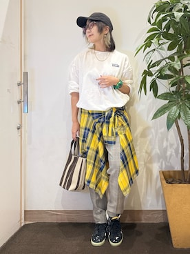 「SHOO・LA・RUE（シューラルー）のアイテム（Tシャツ/カットソー）」を使った、misakiさん（レディース・157cm）の秋コーディネート