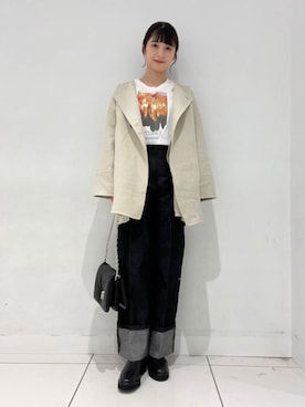 「アイテム（ノーカラーコート）」を使った、Lisaさん（レディース・168cm）の秋コーディネート