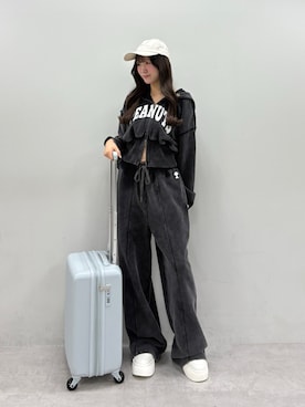 「アイテム（スーツケース/キャリーバッグ）」を使った、うるし🎀さん（レディース・159cm）の秋コーディネート