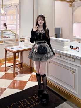 「one after another NICE CLAUP(ワンアフターアナザーナイスクラップ)のアンサンブルティアードミニワンピース(ワンピース、ブラック系)」を使った、うるしさん(レディース・159cm)の夏コーディネート