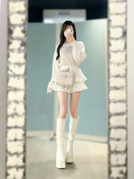 「one after another NICE CLAUP(ワンアフターアナザーナイスクラップ)のビジューロゴリブニット(ニット/セーター、ピンク系)」を使った、うるしさん(レディース・159cm)の秋コーディネート