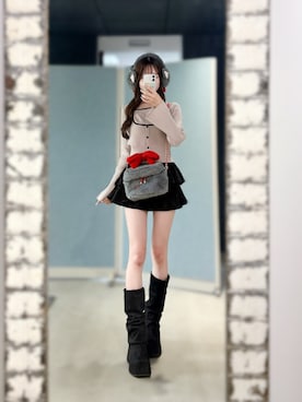 「one after another NICE CLAUP(ワンアフターアナザーナイスクラップ)の【おしゃれキャット】フェイクファーイヤーマフ(イヤーマフ、グレー系)」を使った、うるしさん(レディース・159cm)の秋コーディネート