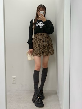 「ティアードスカート」｜「アイテム（ローファー）」を使った、うるし【159cm/骨格ナチュラル】さん（レディース・159cm）の冬コーディネート