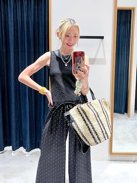 「BAYFLOW（ベイフロー）のレース&リブ2Pタンク（タンクトップ、ブラック系）」を使った、TAMUさん（レディース・171cm）の夏コーディネート