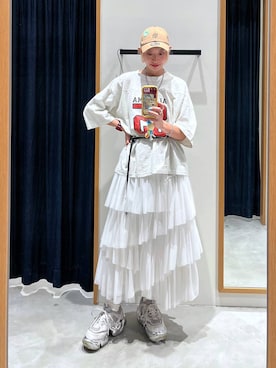 「NEW ERA（ニューエラ）の【NEW ERA(ニューエラ)】Casual Classic  Mid Logo  261（キャップ、ベージュ系）」を使った、TAMUさん（レディース・171cm）の春コーディネート