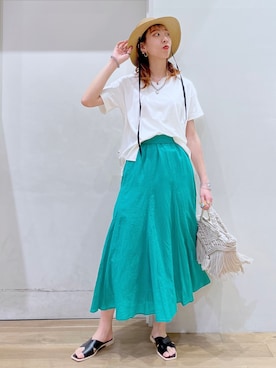 「BAYFLOW(BAYFLOW)」｜「アイテム（その他）」を使った、TAMUさん（レディース・171cm）の冬コーディネート