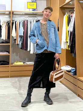 「アイテム（デニムジャケット）」を使った、TAMUさん（レディース・171cm・20代）の秋コーディネート