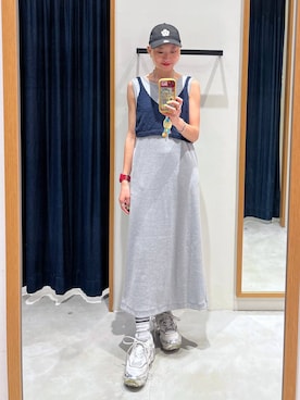 「BAYFLOW（ベイフロー）の2WAYニットキャミビスチェ（その他トップス、ブルー系）」を使った、TAMUさん（レディース・171cm）の春コーディネート