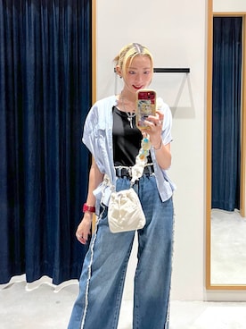 「BAYFLOW（ベイフロー）のフリンジバギーデニム（デニムパンツ、ブルー系）」を使った、TAMUさん（レディース・171cm）の夏コーディネート