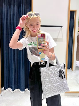 「HEREIAM（ヘレイアム）の【HEREIAM】UV99%カット/TONE GRASS（サングラス、イエロー系）」を使った、TAMUさん（レディース・171cm）の夏コーディネート