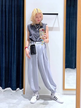 「HEREIAM（ヘレイアム）の【HEREIAM】スタッズアクセントプルオーバー（Tシャツ/カットソー、ブラック系）」を使った、TAMUさん（レディース・171cm）の夏コーディネート