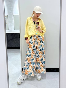 「BAYFLOW（ベイフロー）のアイテム（パンツ）」を使った、TAMUさん（レディース・171cm）の春コーディネート