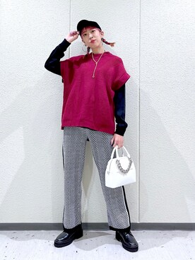 「PBLIM（ページボーイリム）のアイテム（アクセサリー）」を使った、TAMUさん（レディース・172cm）の冬コーディネート