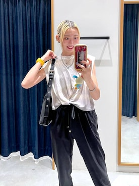 「HEREIAM（ヘレイアム）の【HEREIAM】グラデーションロゴプルオーバー（Tシャツ/カットソー、その他）」を使った、TAMUさん（レディース・171cm）の夏コーディネート