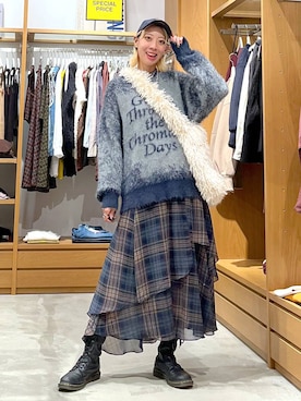 「BAYFLOW（ベイフロー）のアイテム（ショルダーバッグ）」を使った、TAMUさん（レディース・171cm）の秋コーディネート